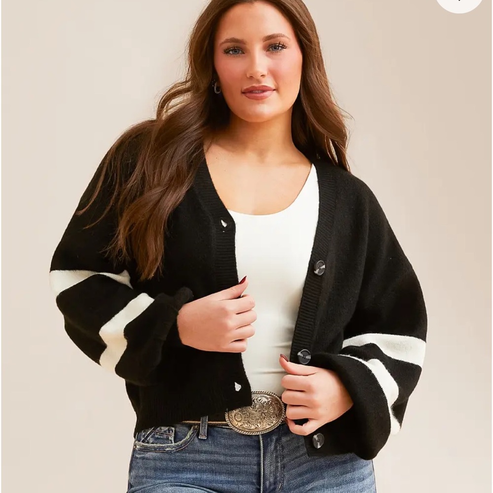Wrangler Women's Logo Black and Cream Cardigan